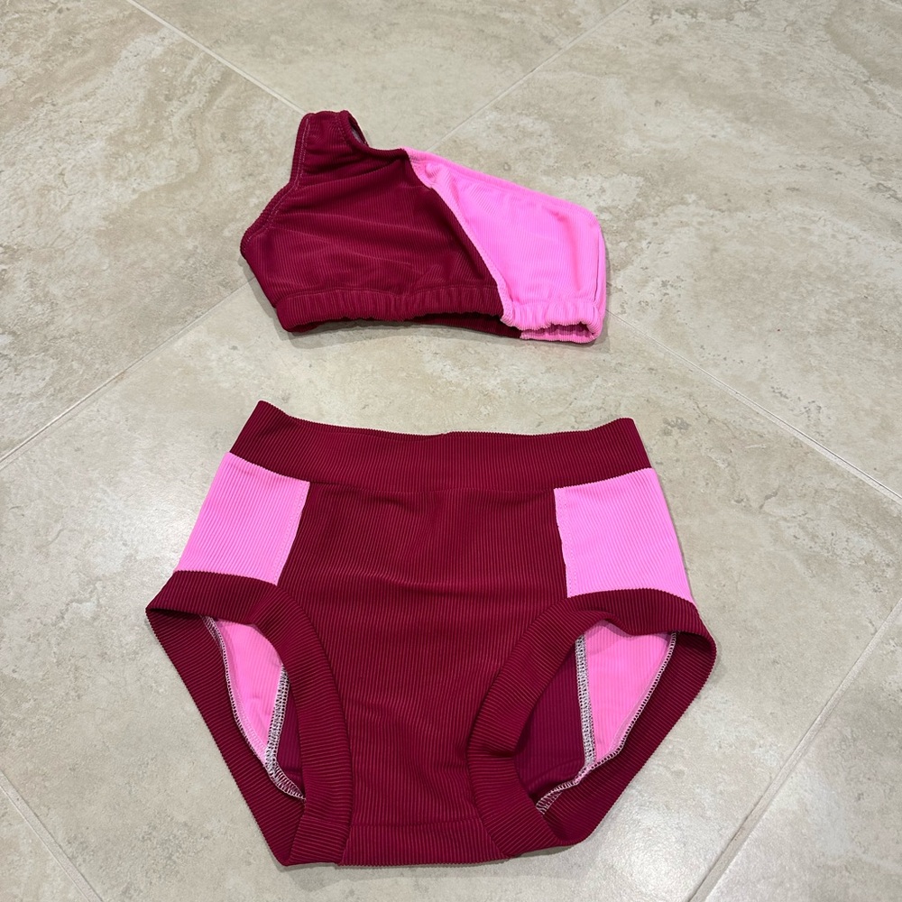 Pink and Red One-Shoulder Dancewear set